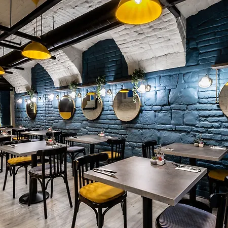 Alta Moda Fashion فندق 4*