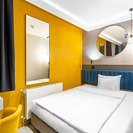 Hotel Alta Moda By Mellow Mood 4*