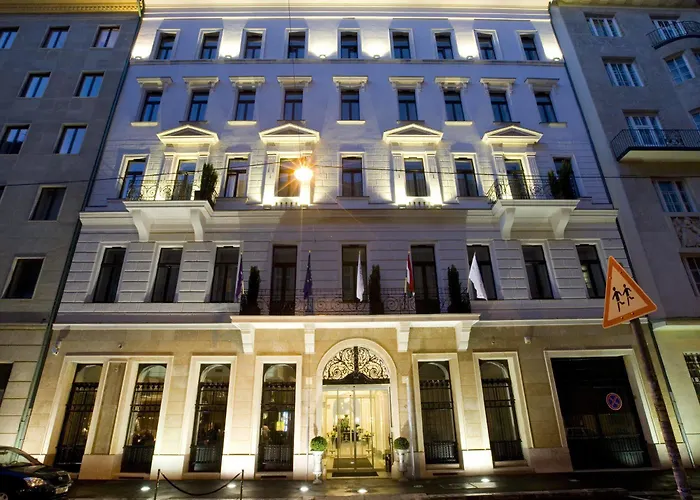 Alta Moda By Mellow Mood 4*