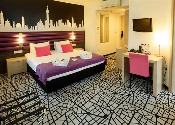 Alta Moda By Mellow Mood 4*