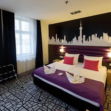 Alta Moda Fashion Hotel 4*